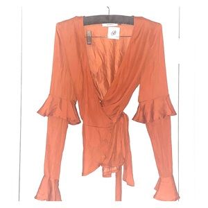 Cute for date nights or nights out with friends.